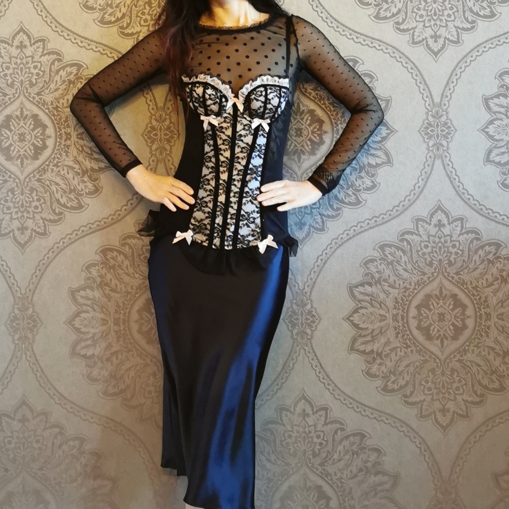NWOT Ann Summers lace embellished corset